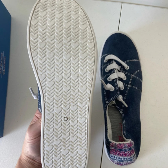 NEW | Jellypop women’s Dallas navy canvas slip on embroidered sneakers — 9.5 - Picture 5 of 8